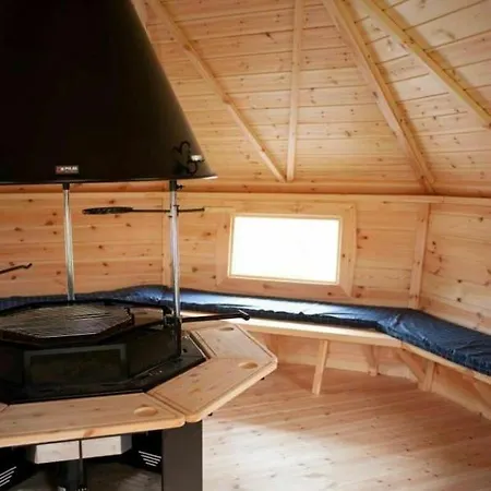 Nyaraló 6 6 Persoons Veluwe Met Sauna En Grillhuis *