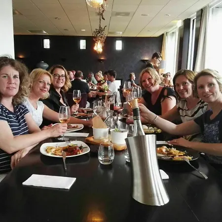 Nyaraló 6 6 Persoons Veluwe Met Sauna En Grillhuis