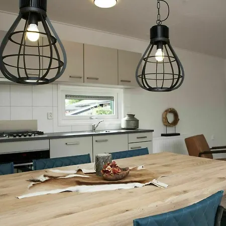 6 6 Persoons Veluwe Met Sauna En Grillhuis Nyaraló